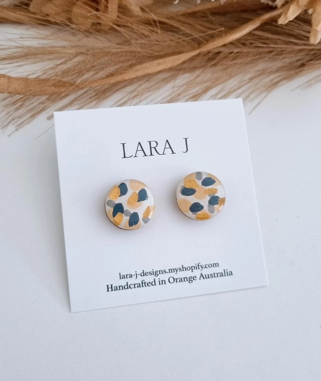 16mm Studs #35