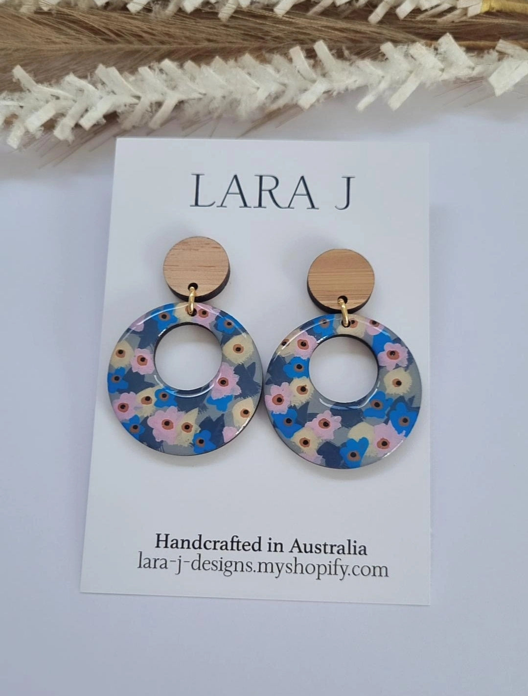 Sasha Loop Dangle - Winter Floral