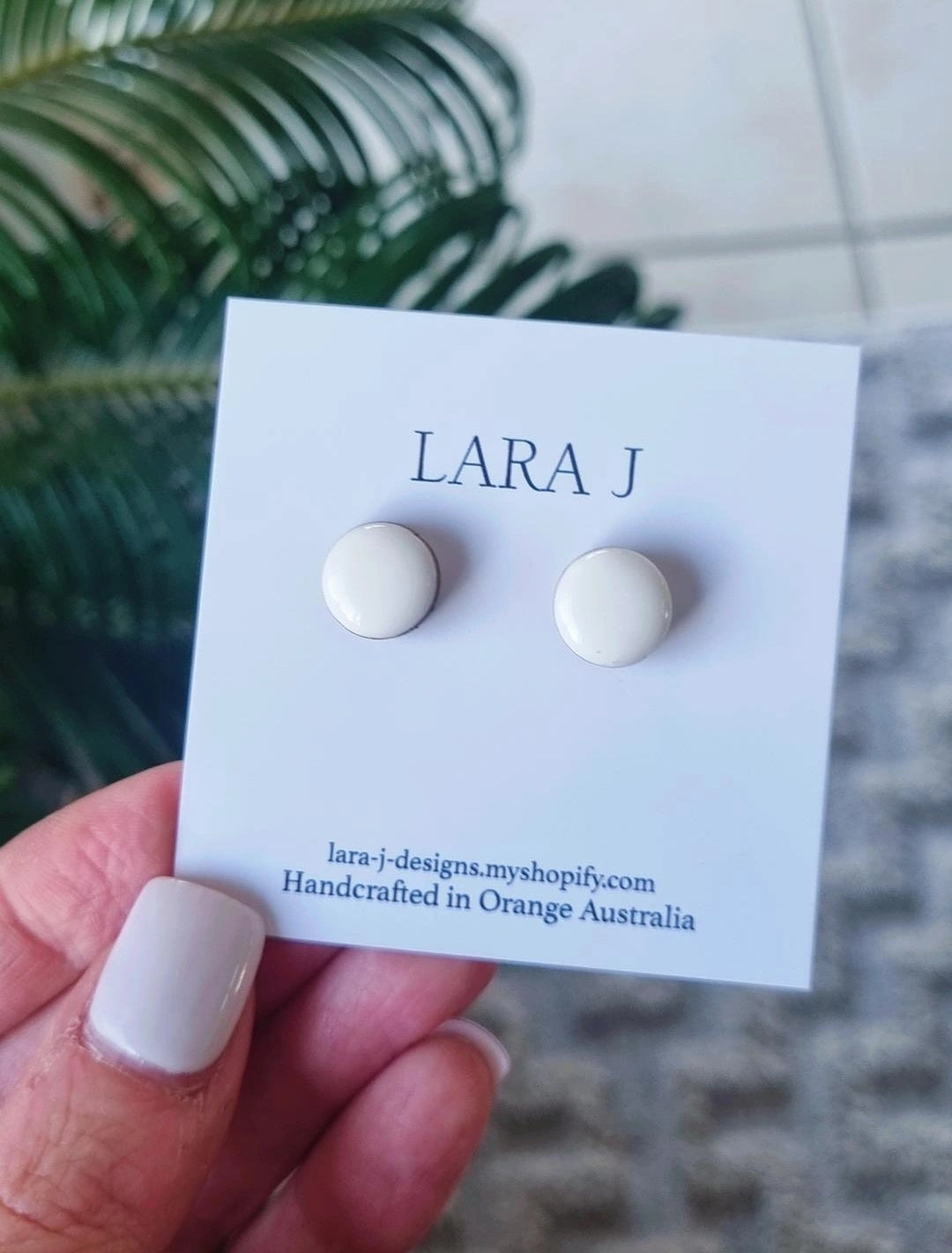 12mm Stud #1 - White