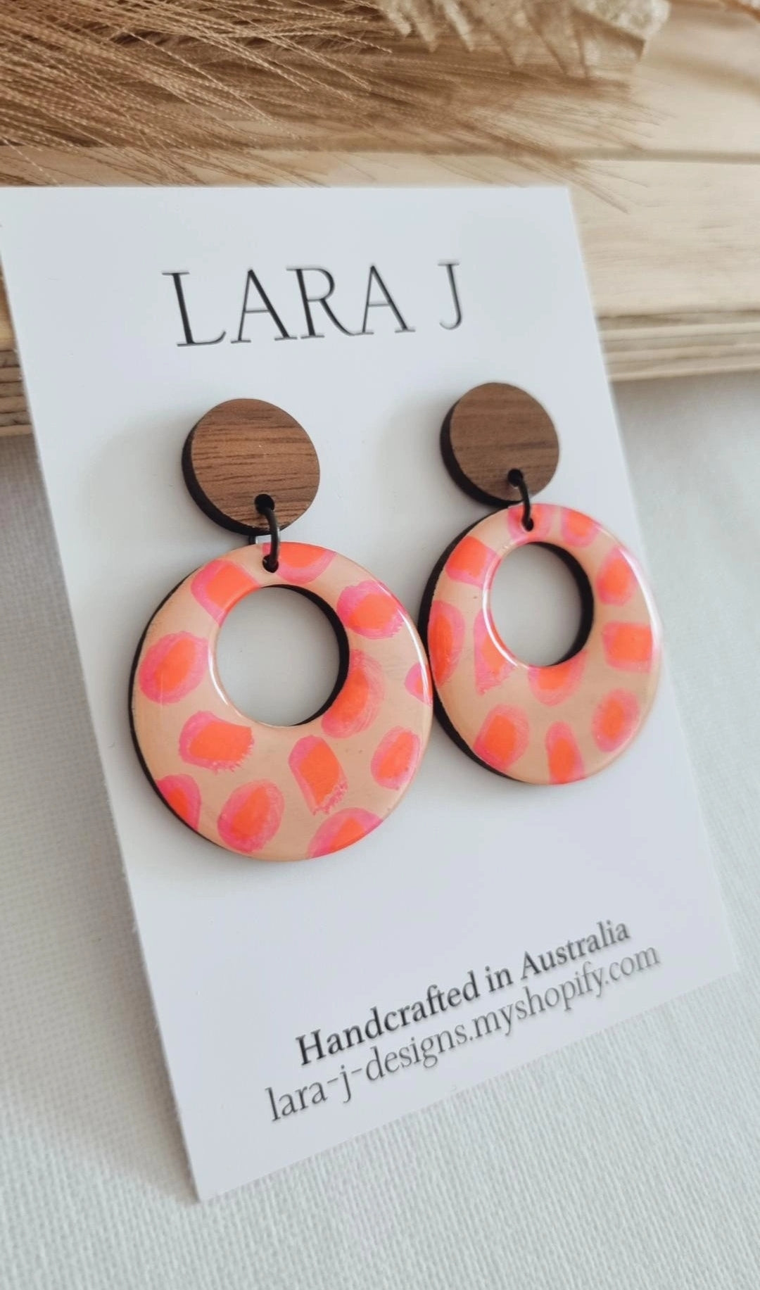 Sasha Loop Dangle - Pink Punch