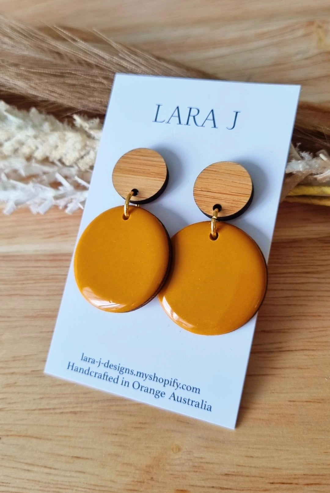 Resin Dangle - Mustard