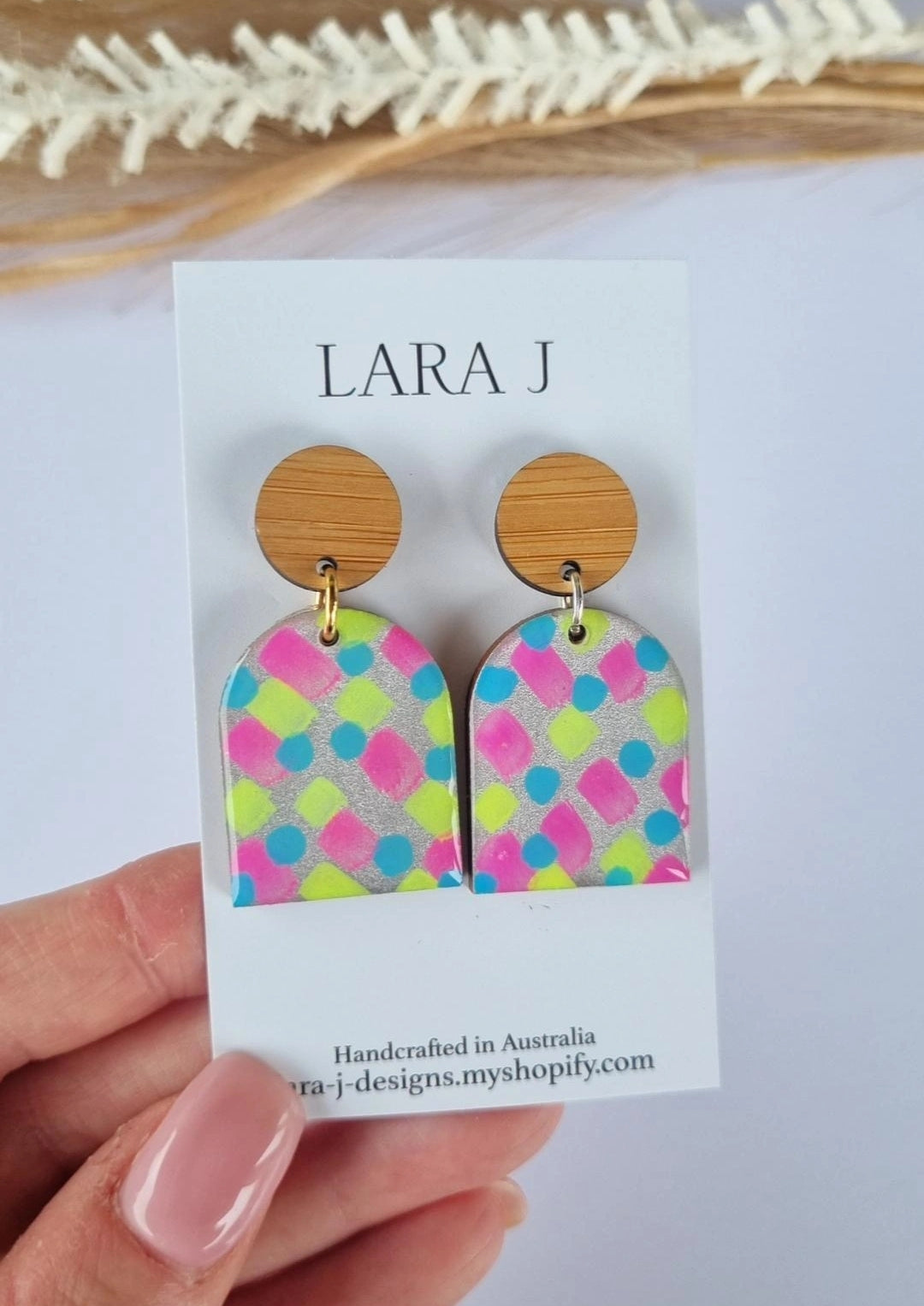 Resin Arch Dangle #1