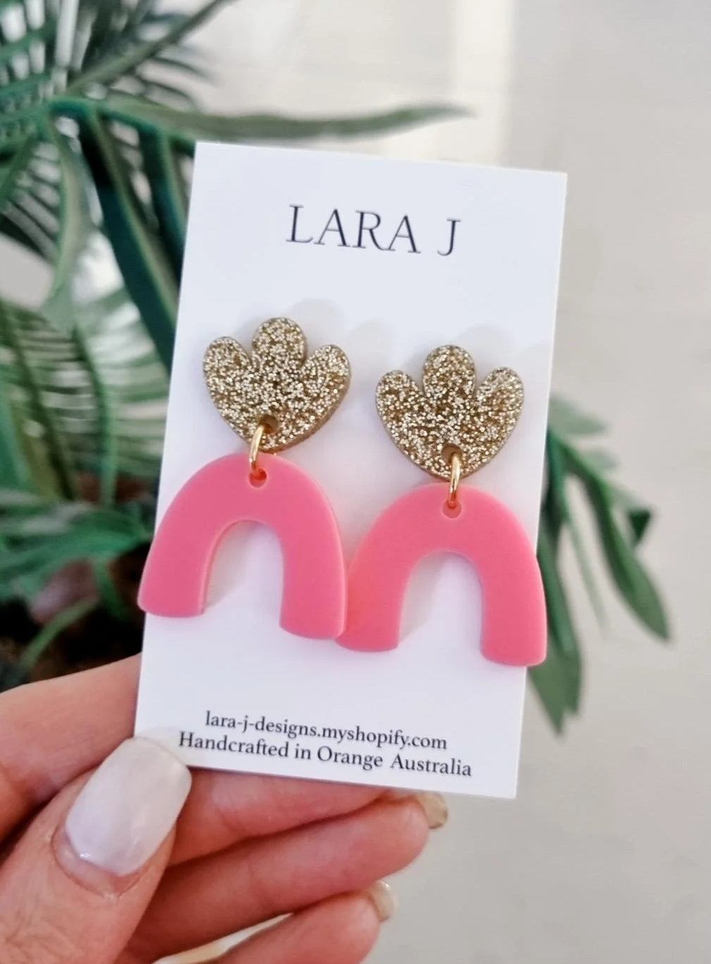 Ezra Dangle Glitter - Hot Pink
