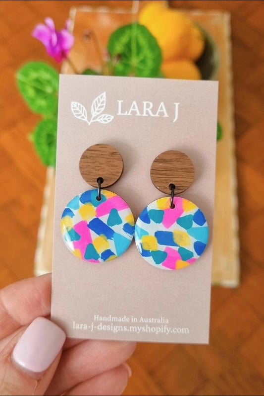 Petite Circle Dangle #15
