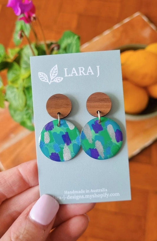 Petite Circle Dangle #17
