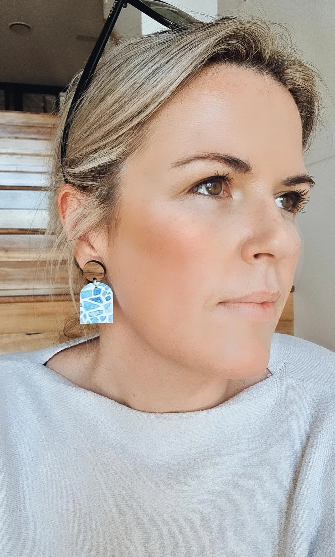Sea Side Arch Leather Dangles