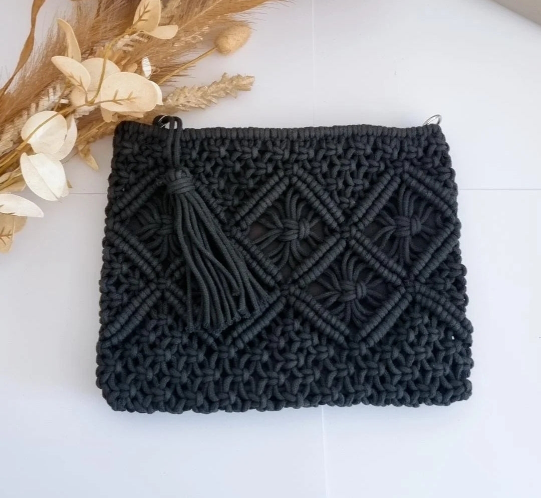 Macrame Clutch - Black