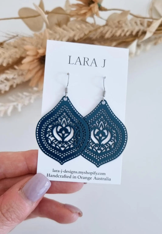 Rita Dangles - Navy
