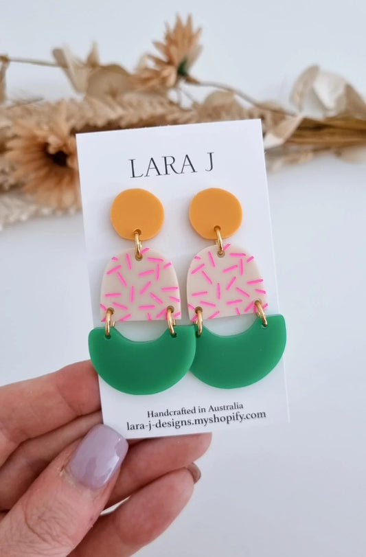 Lola Dangles #2