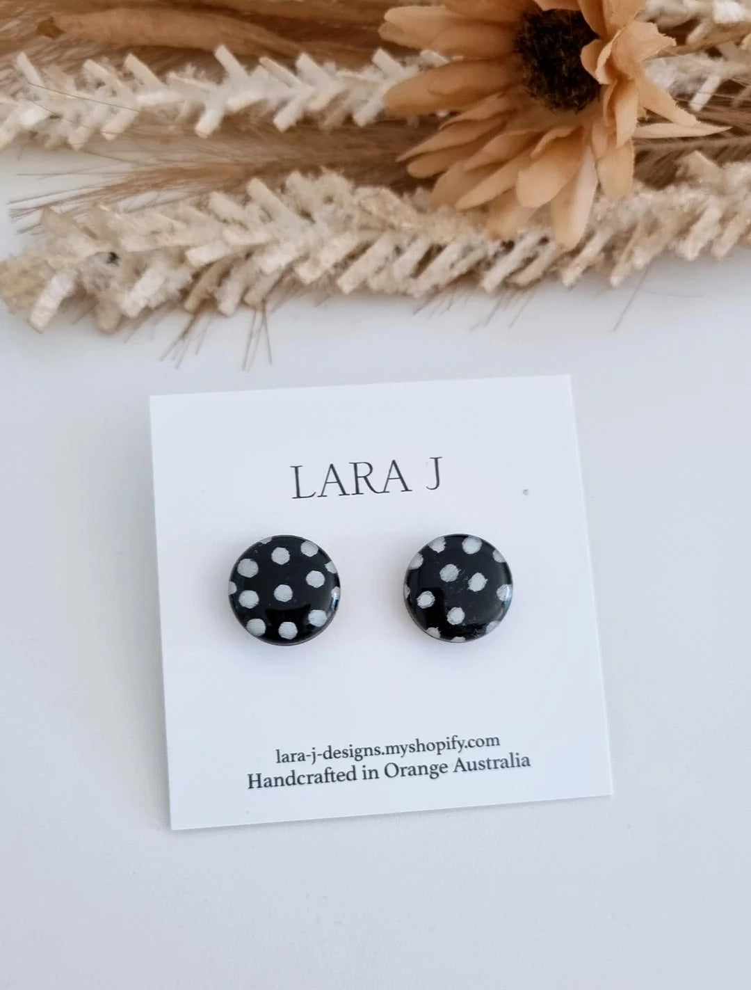 16mm Studs #12