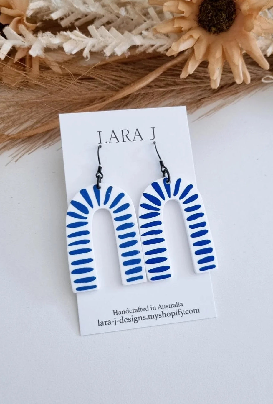 Arch Dangle - Blue/White