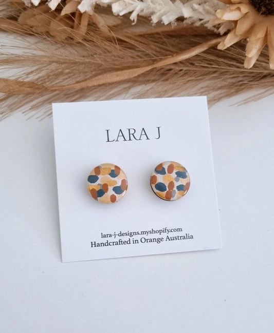 16mm Studs #40