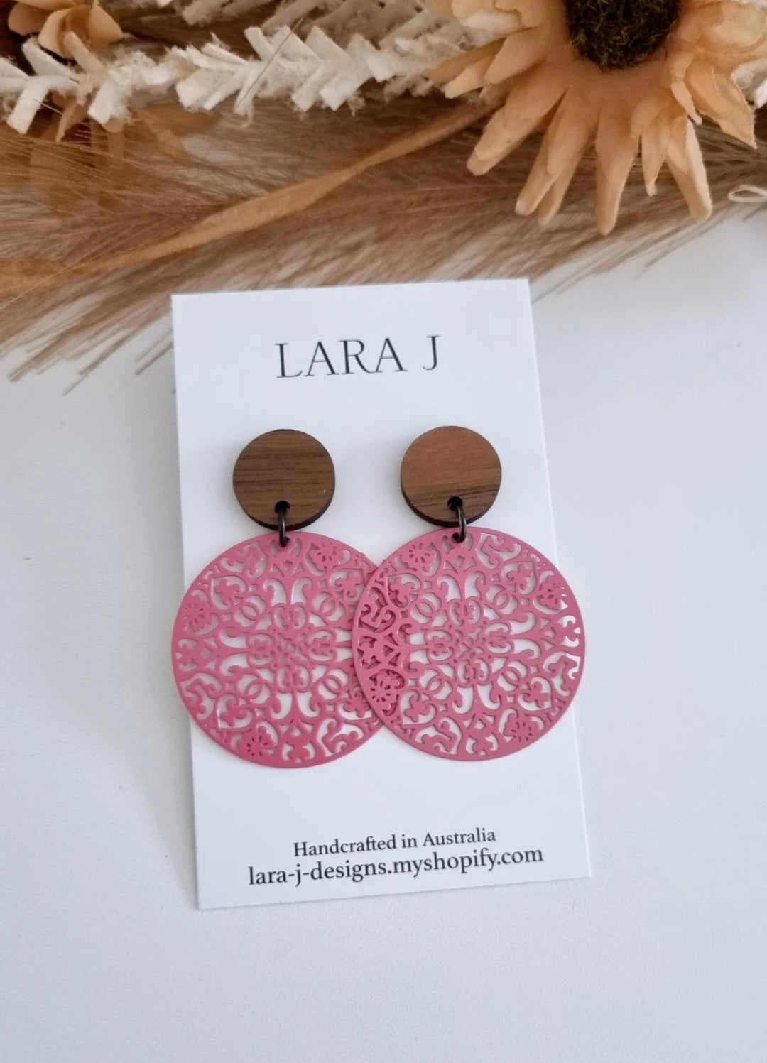 Lacy Dangle - Dusty Pink