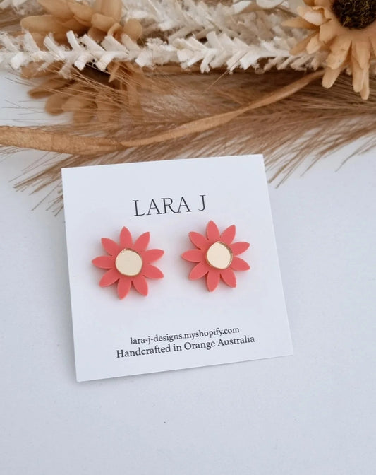 Flower Studs - Pink