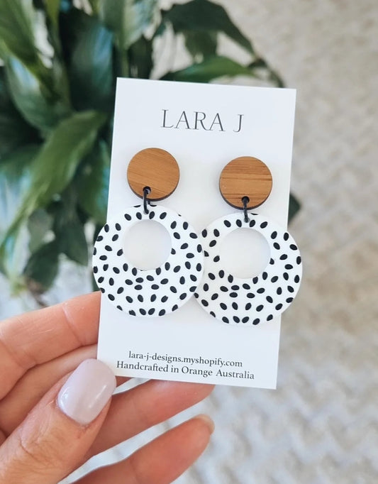 Loop Dangle - Bamboo/Dot