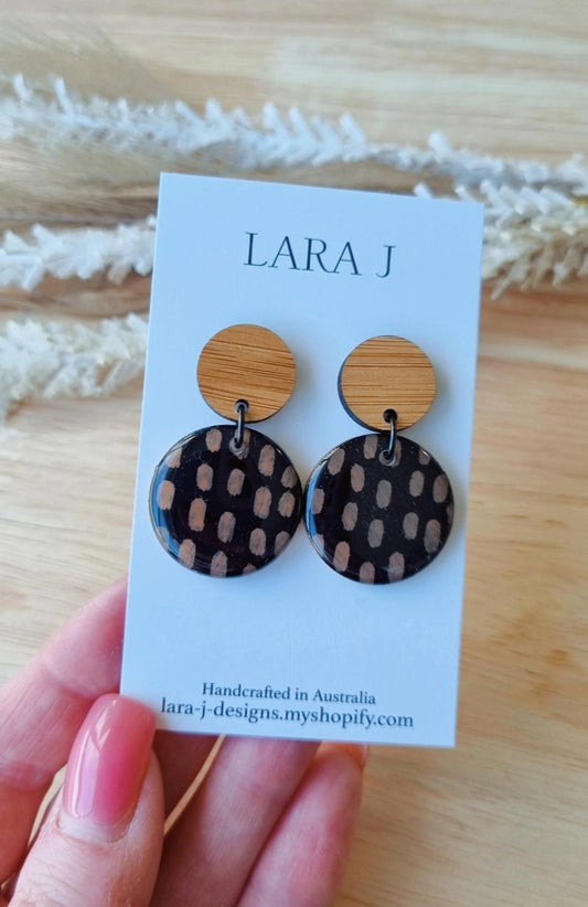 Petite Circle Dangle #24