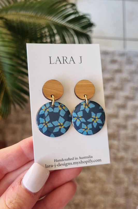 Petite Circle Dangle #50