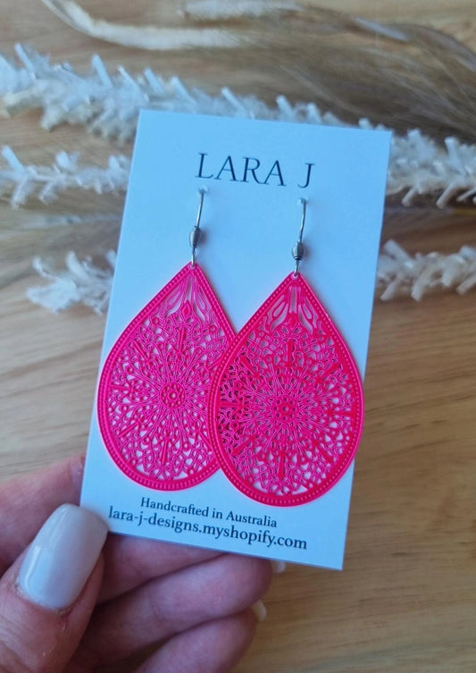 Elise Dangle - Bright Magenta