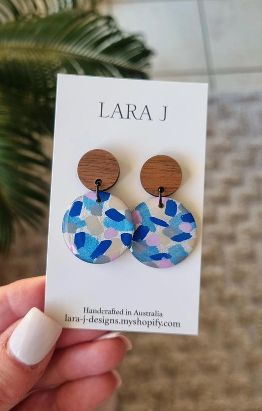 Petite Circle Dangle #37