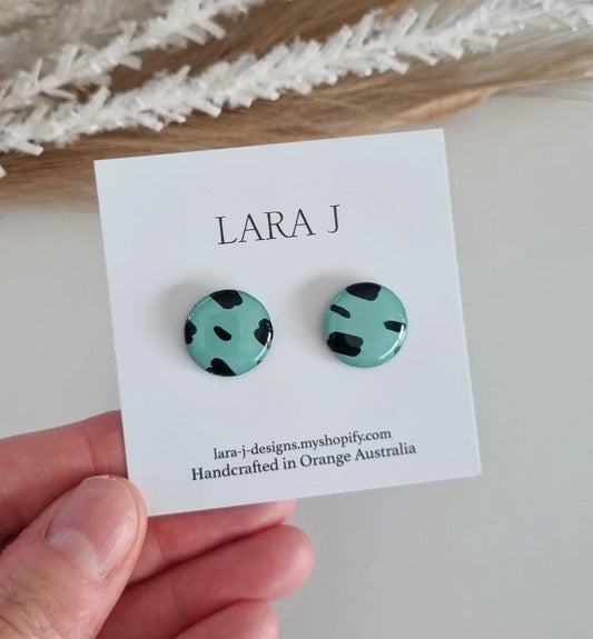 16mm Studs #41