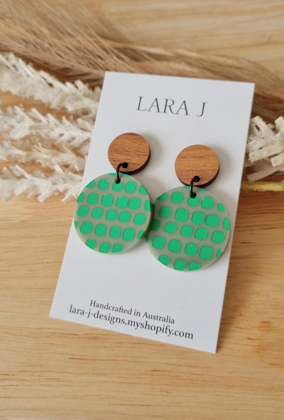 Circle Dangle #9