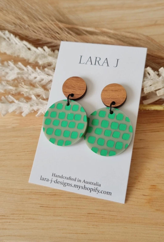 Circle Dangle #9