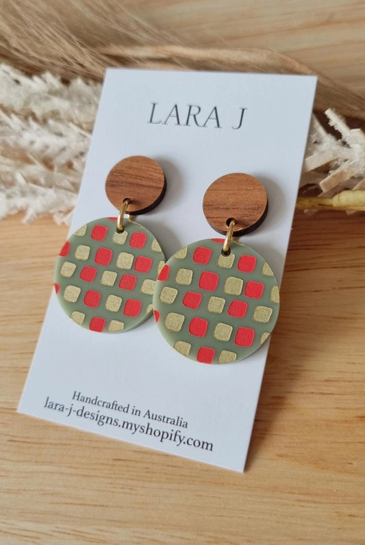 Circle Dangle #13