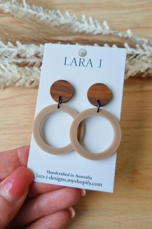 Loop Dangle- Tan - Bamboo Top