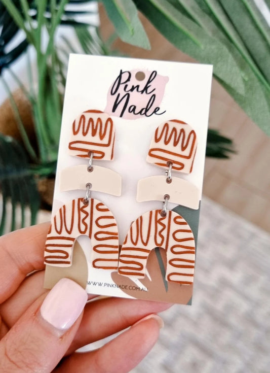 Statement Dangles - Neutral/Squiggle