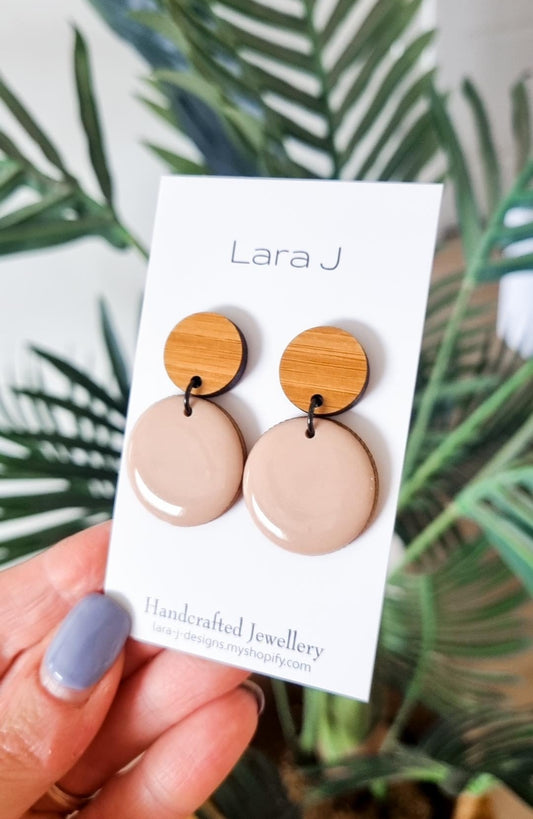 Petite Circle Dangle - Light Tan
