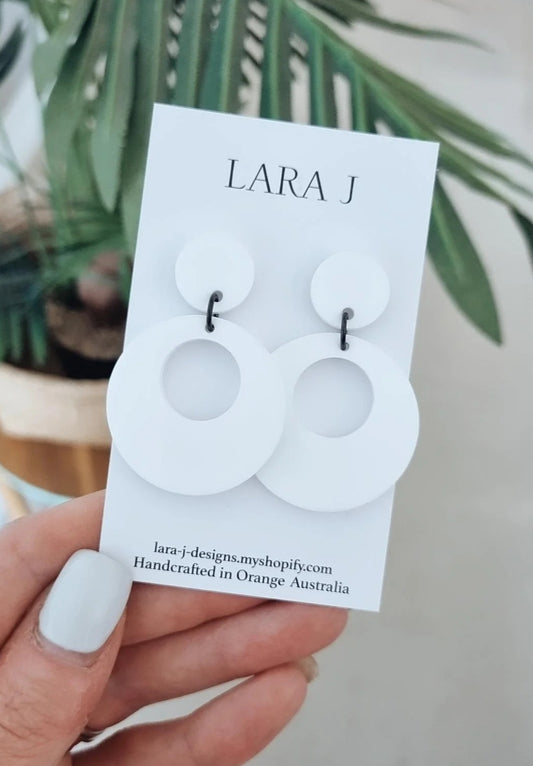 Loop Dangle - White